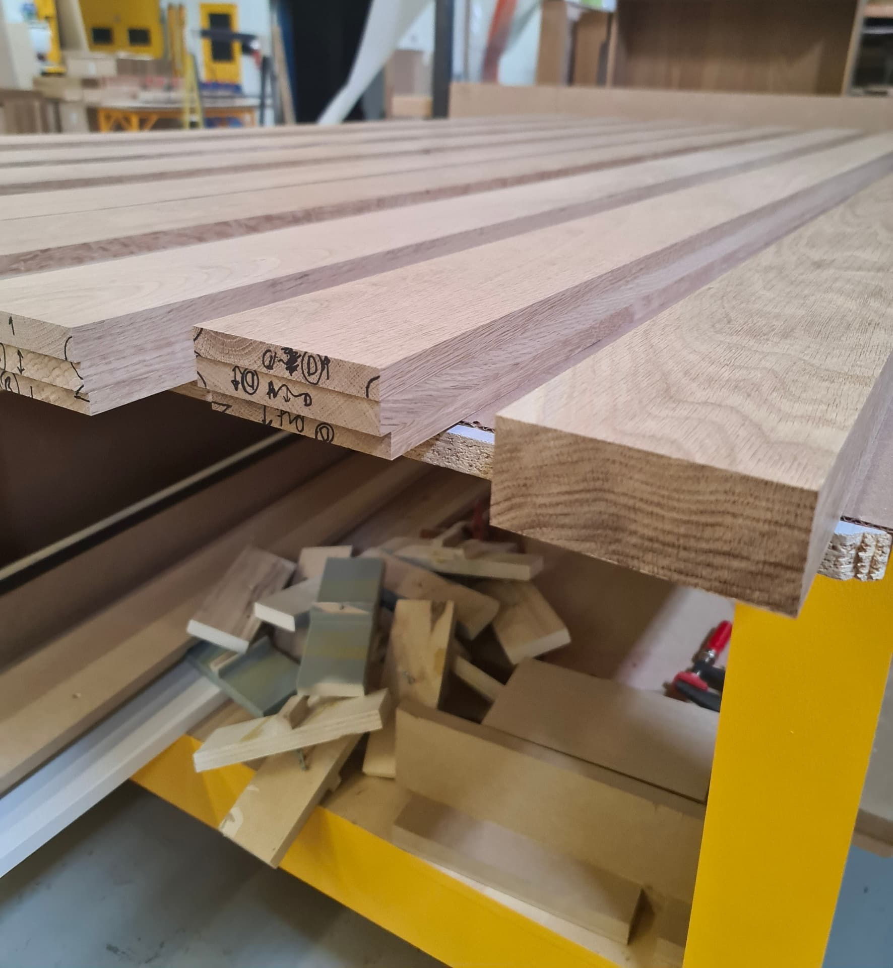 Portes intérieures à croisillons – Menuiserie intérieure sur mesure par Mokuton Menuiserie, image 8