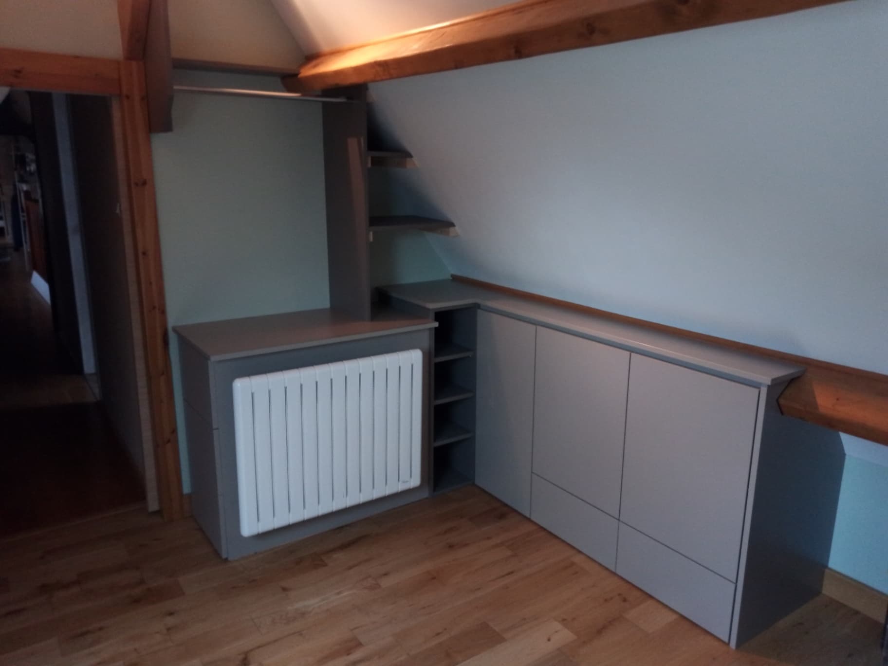 Aménagements chambres – Réalisation Agencement par Mokuton Menuiserie en Savoie